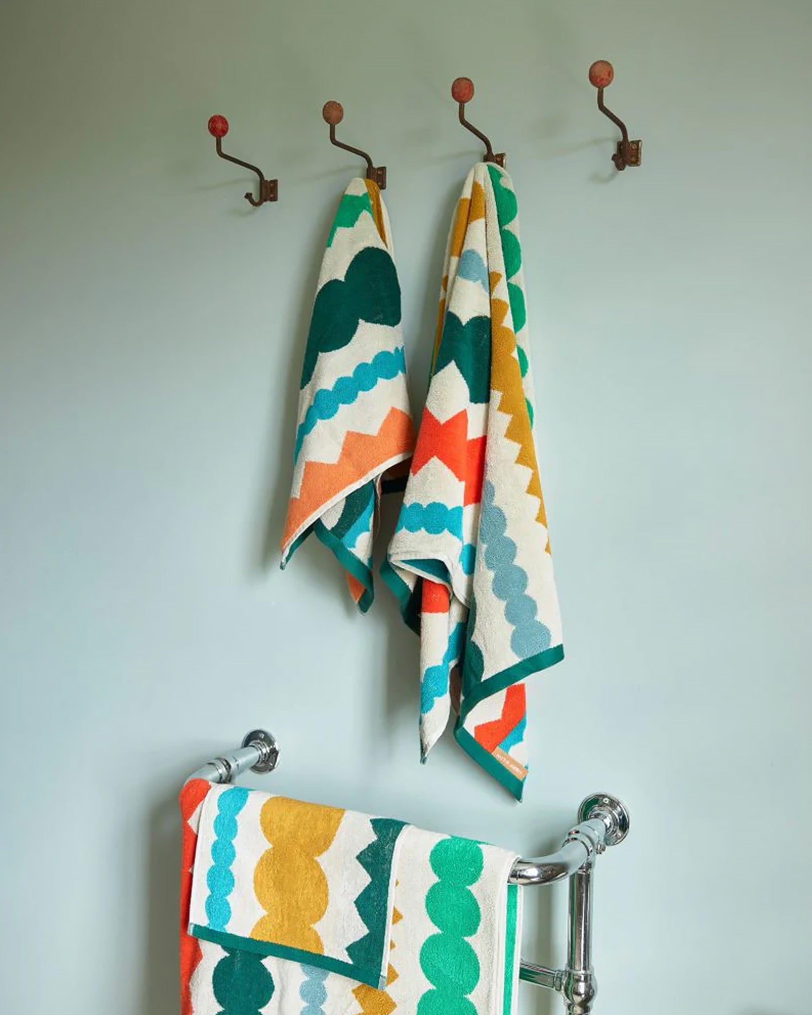 Mixed Fizz Hand Towel